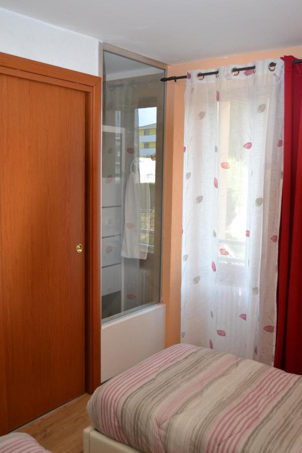 Casa Yoghi Hotell Cadenazzo Exteriör bild